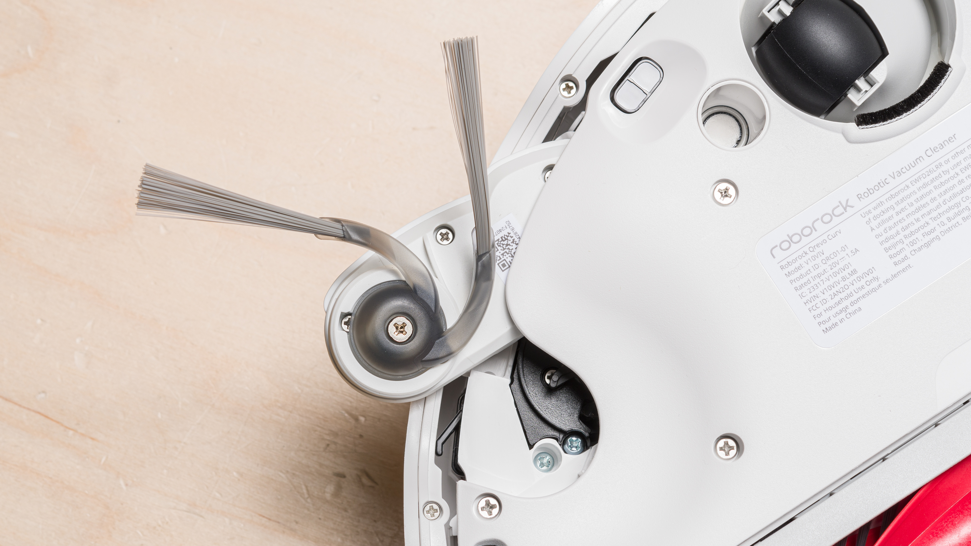 The Roborock Qrevo Curv: A Deep Dive into Its Cleaning Capabilities for 2026