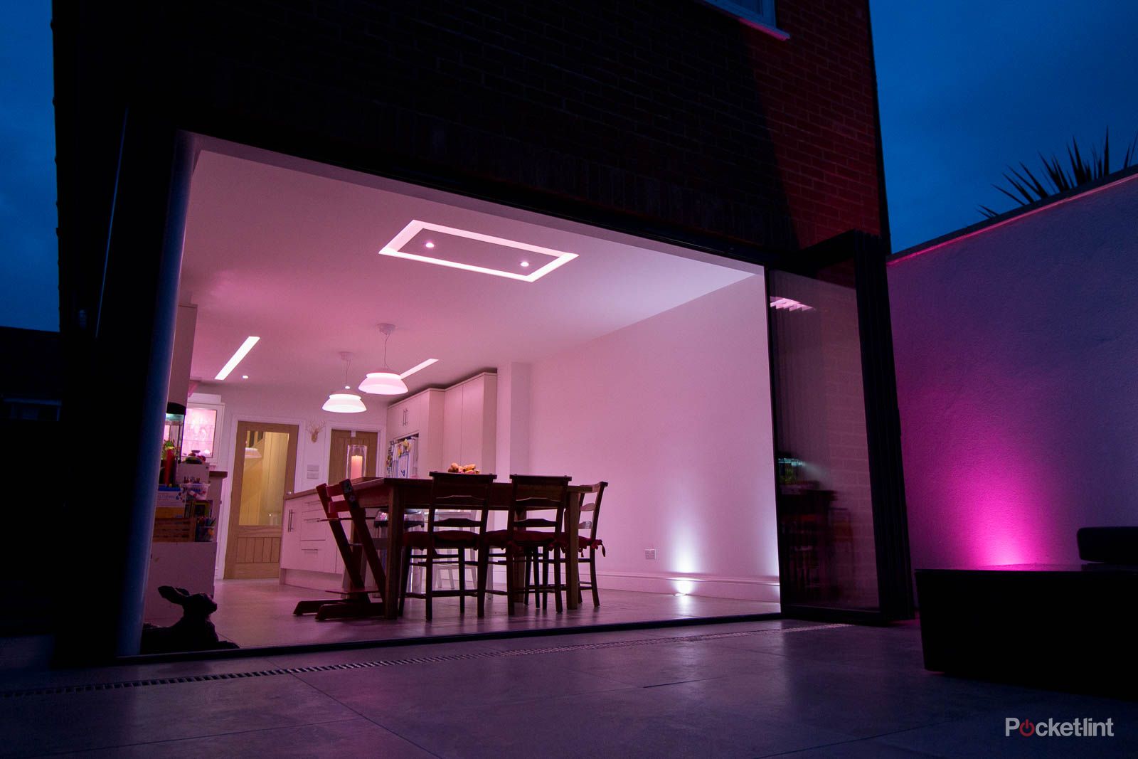 Best Smart TV Under $500 in 2026: Philips Hue vs LG C2