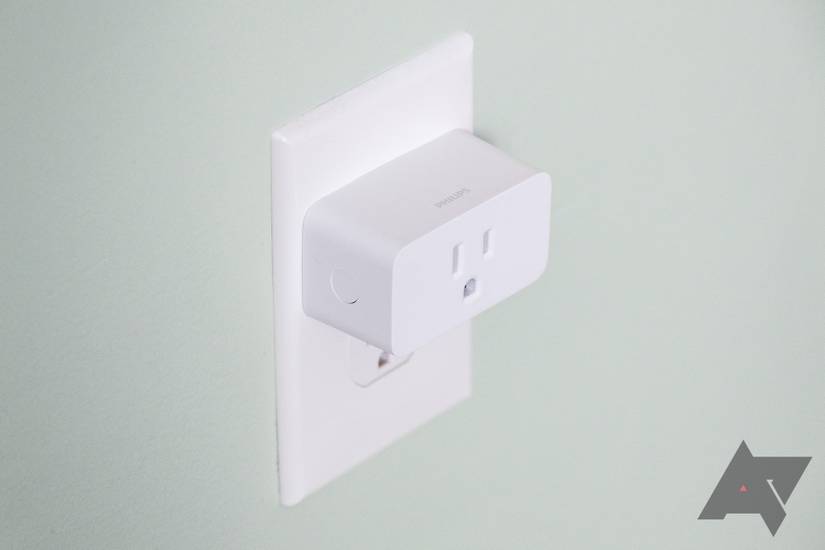 Philips Hue Smart Plug+ (HS210W)